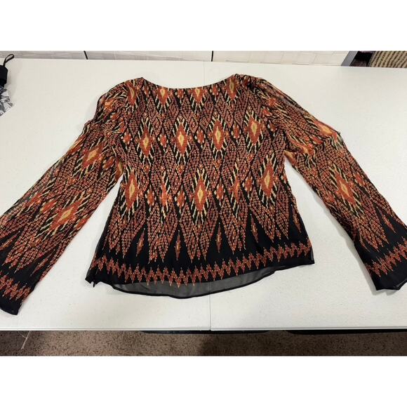 NWT!! Bandolino V Neck,Aztec Earthy Top,Slit Sleeves,Wooden Bead Accents,Gypsy - Picture 10 of 12